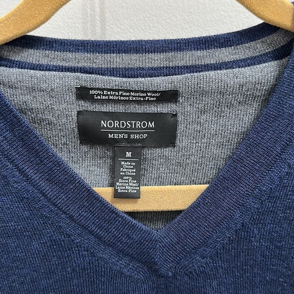 Nordstrom’s Men Shop 💯 Merino Wool Vest Size M - Picture 2 of 3